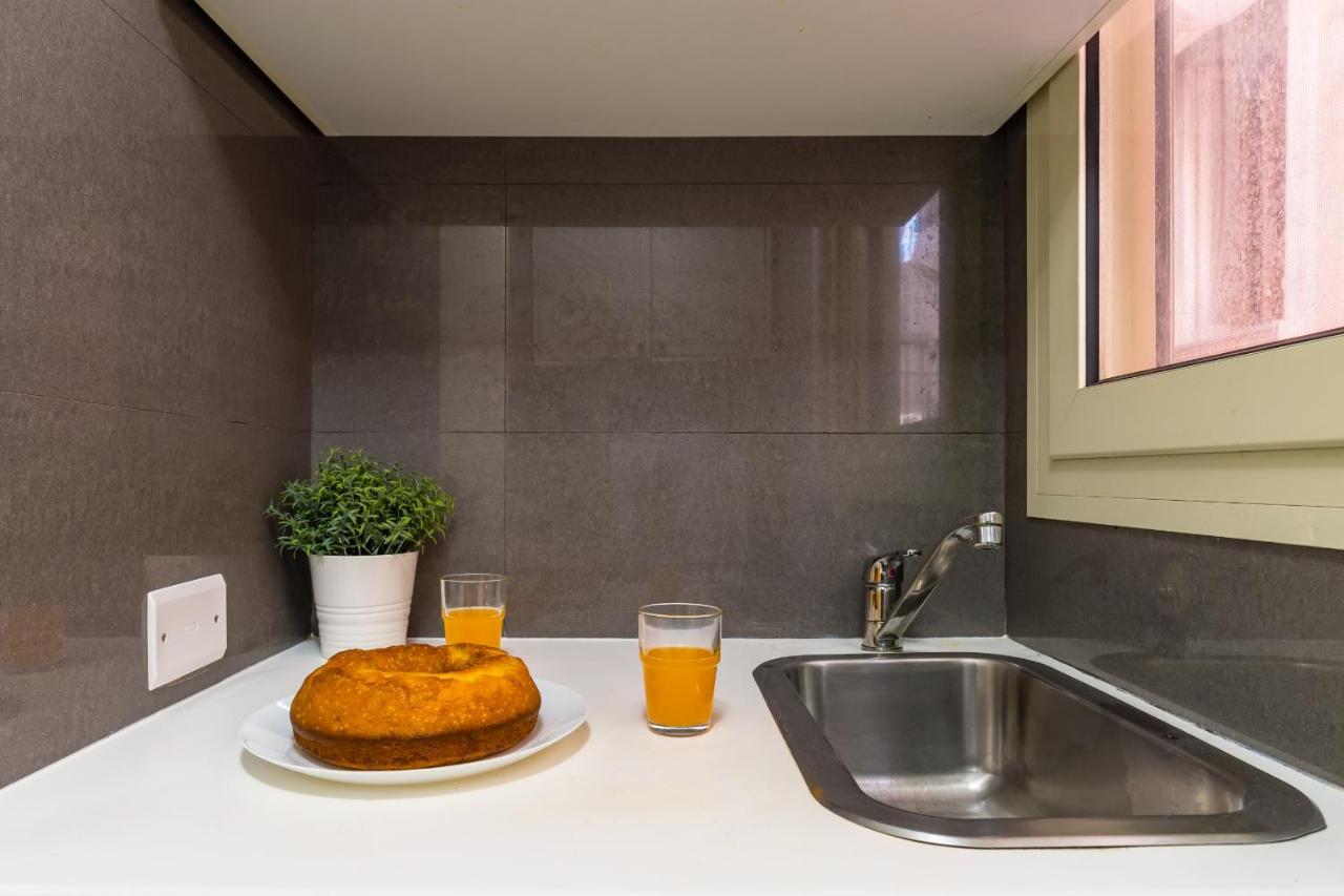 Santa Sofia's Flat At The Historical Center By Wonderful Italy Apartment