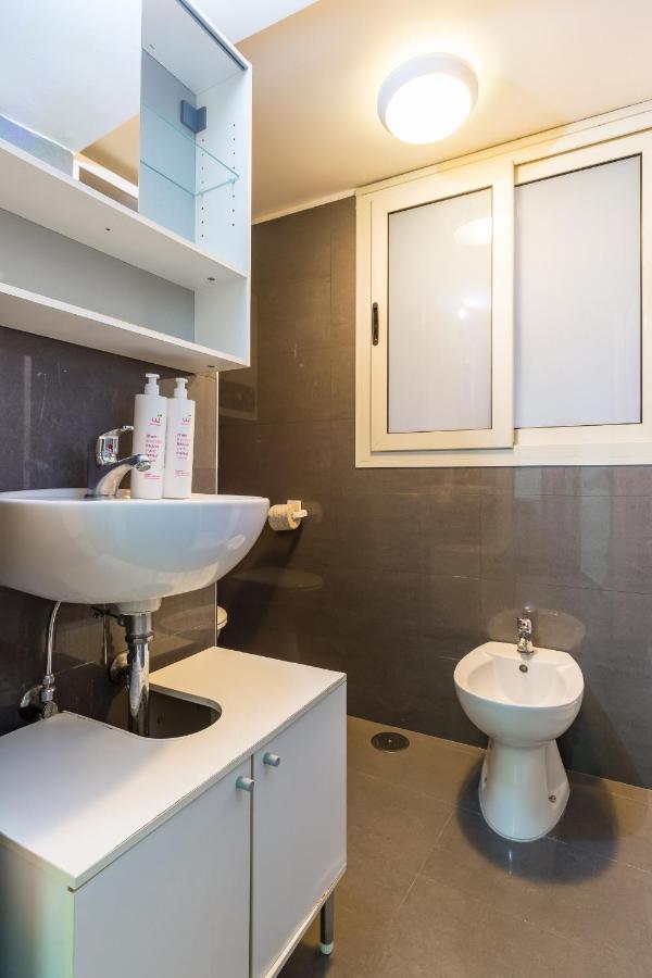 Santa Sofia's Flat At The Historical Center By Wonderful Italy Apartment *