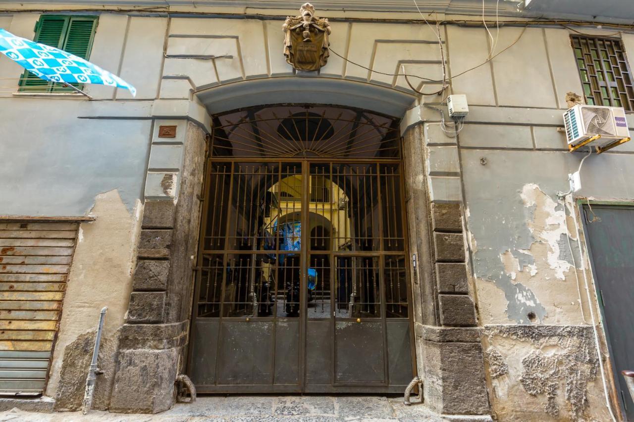 Apartment Santa Sofia's Flat At The Historical Center By Wonderful Italy
